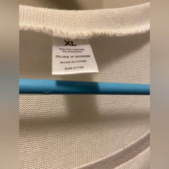 Christmas sweater - Picture 2 of 3